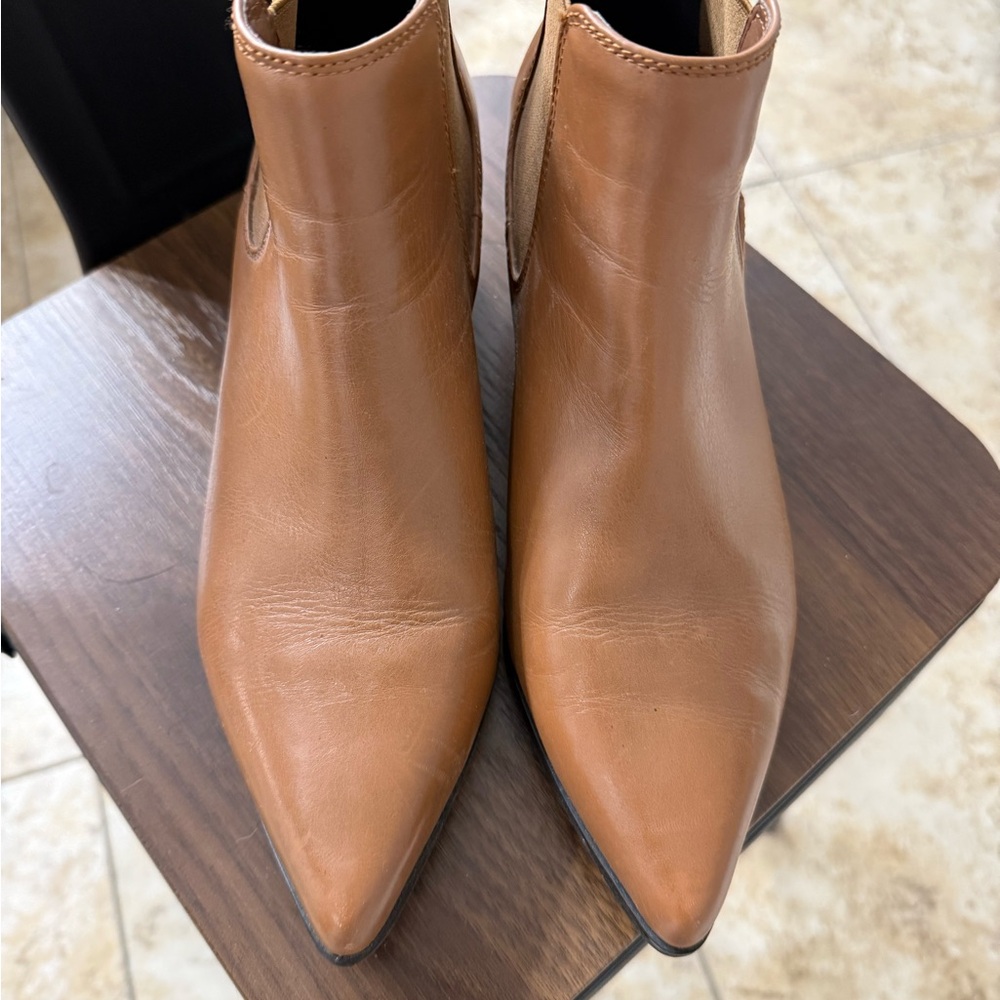 Blondo Tan Heeled Boots with Sleek Design